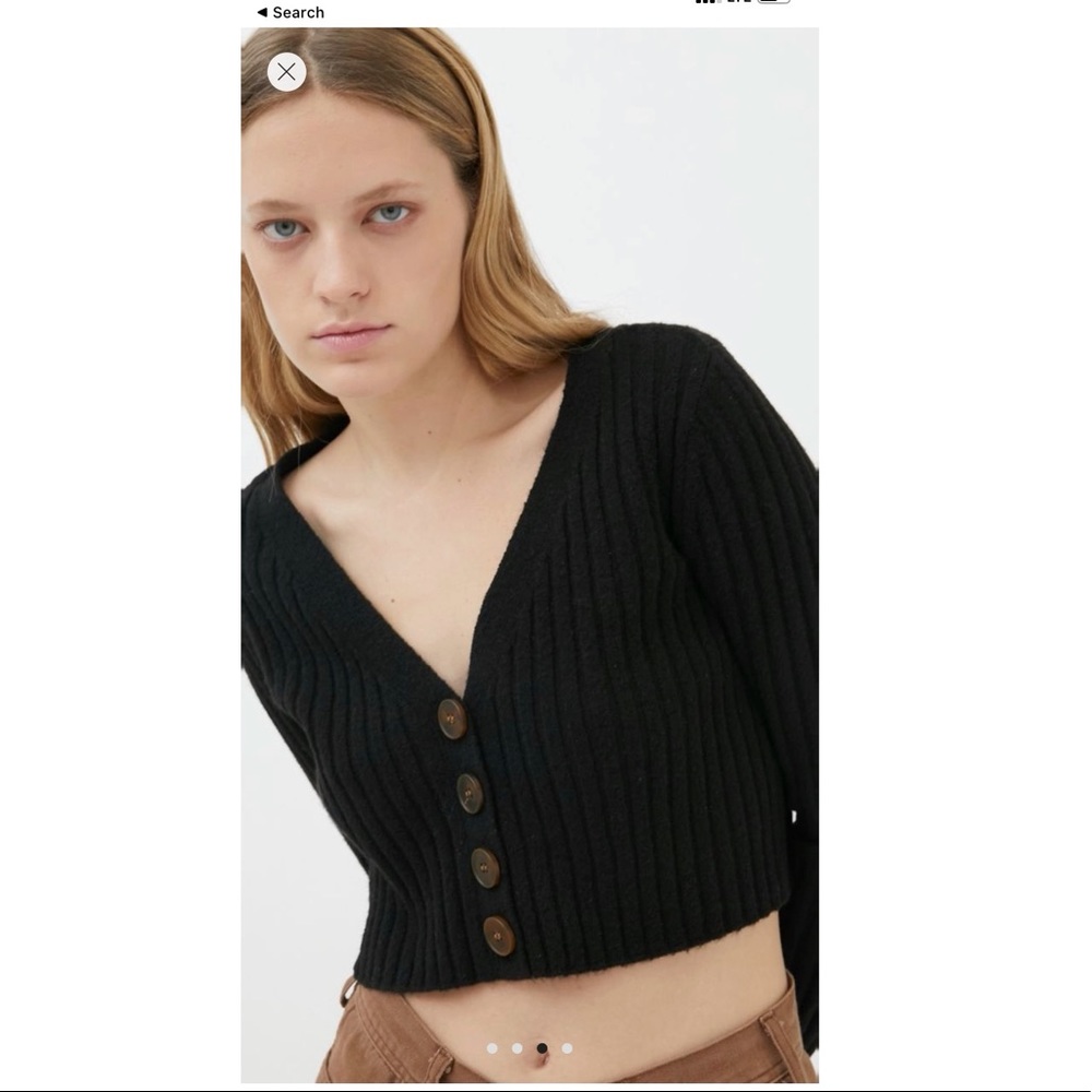 UO Rose Ribbed Cropped Cardigan - Picture 3 of 6
